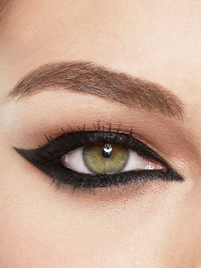 Maybelline Eyeliner - close up of Eye with all around wing look