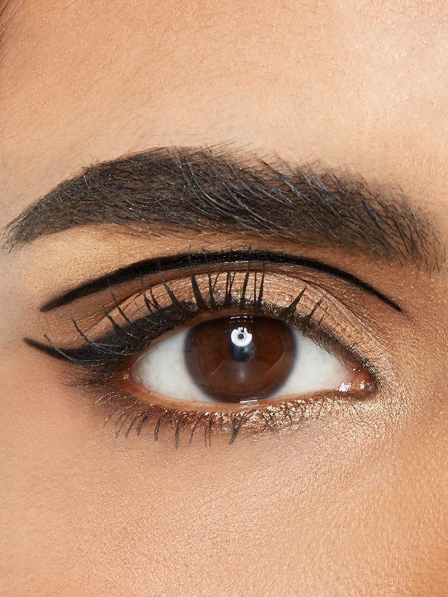Maybelline Eyeliner - close up of Eye with floating crease look